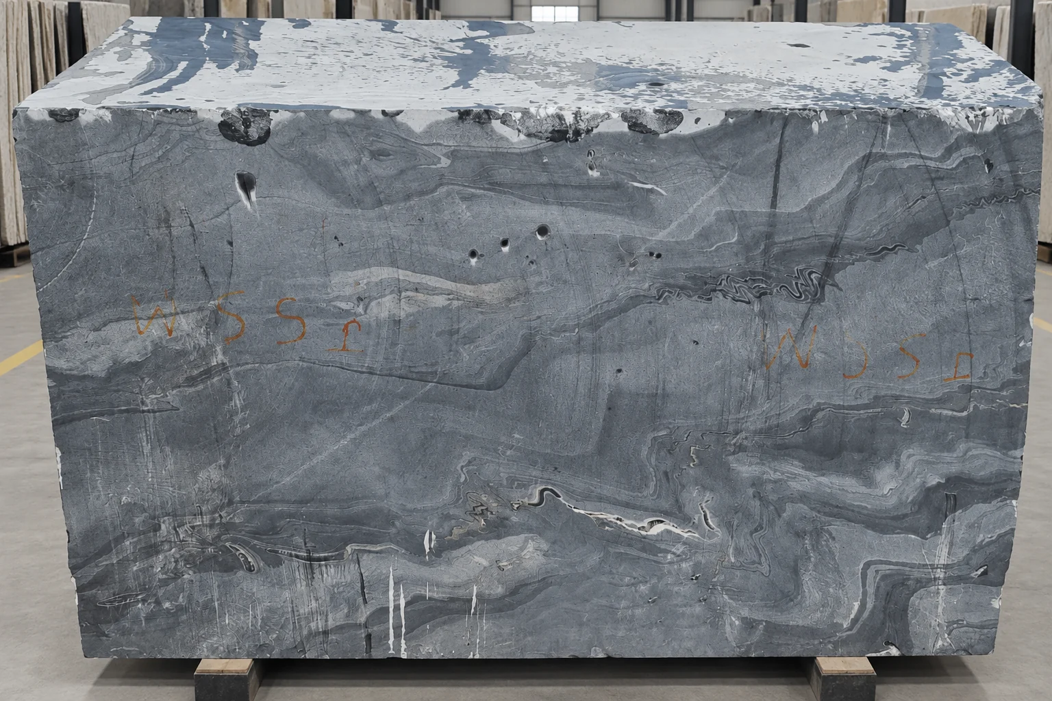 Carbon Black — photograph 4